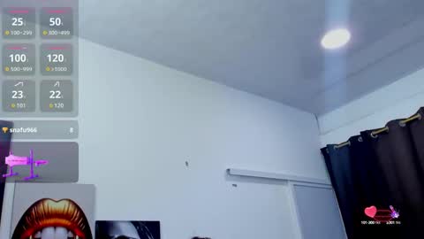 Snapshot of la_mazona chatting on January 24, 8:22 pm AMAZONA  online show from January 24, 8:22 pm