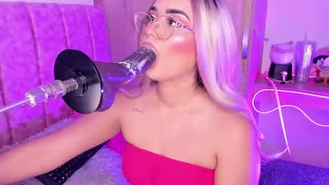 lana  foxx Model  independient online show from July 24, 11:36 pm