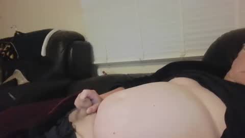 labialuv2suck online show from April 21, 8:01 pm