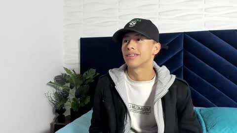 labrinthteasing online show from March 6, 12:01 pm