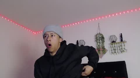 labrinthteasing online show from April 19, 12:04 pm