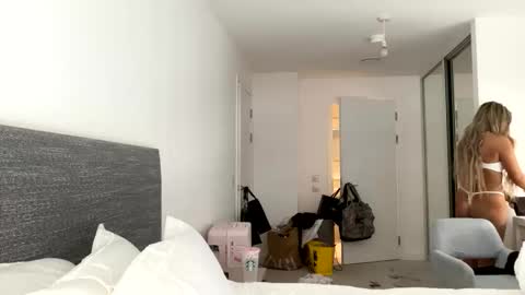 Lacey  online show from April 28, 12:32 pm