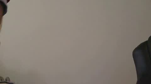 Snapshot of laceylord chatting on September 10, 8:53 pm LaceyLord online show from September 10, 8:53 pm