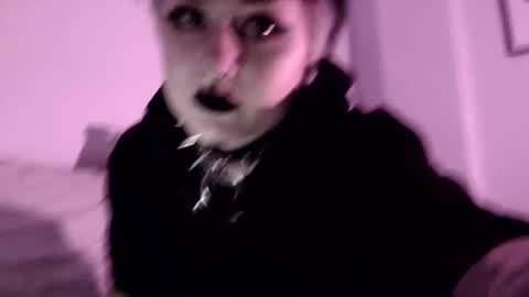 Lacey-Marie online show from March 13, 4:41 am