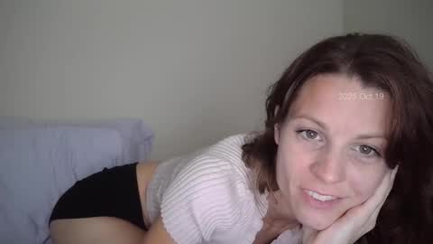 Lacie online show from October 19, 8:53 pm
