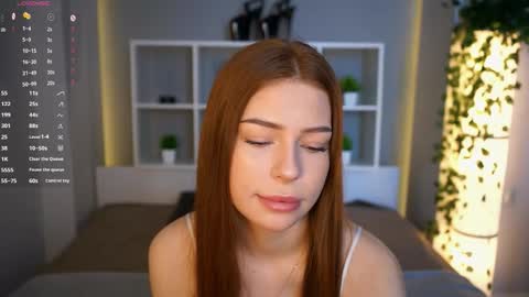 Esme online show from October 25, 6:21 am