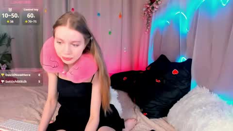 Snapshot of lada2k4 chatting on April 29, 6:06 am Lada online show from April 29, 6:06 am