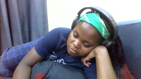 vida online show from April 19, 5:45 pm