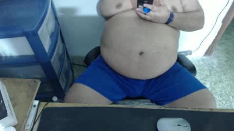 Snapshot of ladillado chatting on September 17, 2:02 am rob online show from September 17, 2:02 am