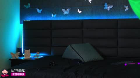 Snapshot of lady_boobs1 chatting on January 7, 5:09 pm Kathie Dicky online show from January 7, 5:09 pm