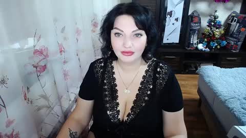 lady_boom_ online show from December 8, 10:19 am