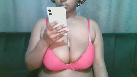 lady_dearra online show from March 29, 3:17 am