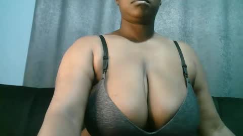 lady_dearra online show from June 9, 2:45 am