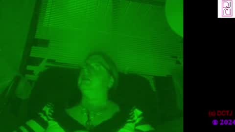 Snapshot of lady_delilah_ts chatting on December 31, 12:43 am Delilah-Catherine online show from December 31, 12:43 am