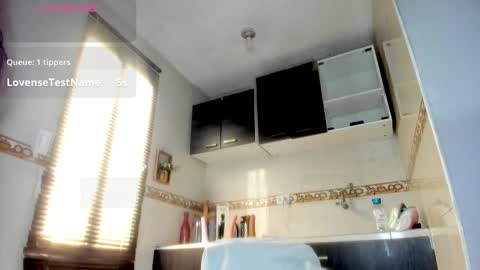    online show from April 21, 6:55 pm