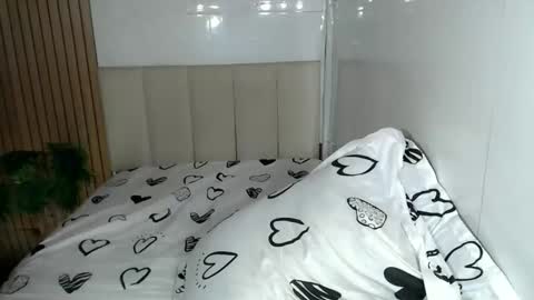   online show from April 24, 12:07 pm