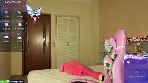 Snapshot of lady_luck18 chatting on July 22, 1:41 am Olivia online show from July 22, 1:41 am