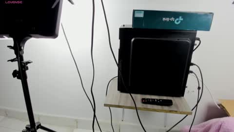 Snapshot of lady_miss___ chatting on October 22, 3:01 pm lady_miss___ online show from October 22, 3:01 pm