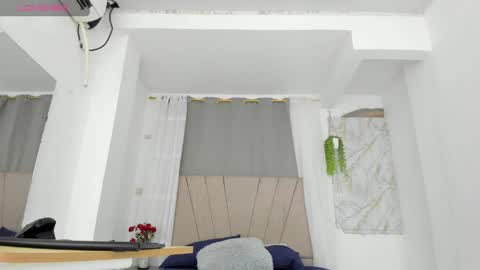 lady_miss___ online show from June 4, 12:33 pm