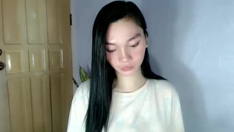 lady_nathasha online show from March 6, 7:05 am