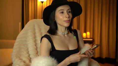 lady_nicolett online show from March 12, 3:34 am