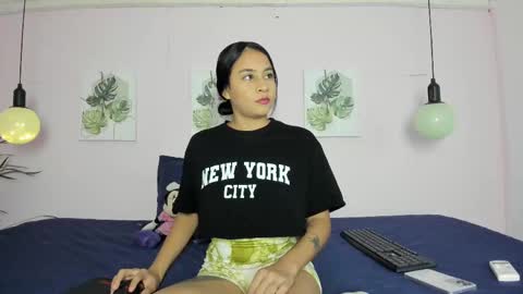 Snapshot of lady_rossee chatting on October 2, 1:18 pm Leidy online show from October 2, 1:18 pm