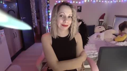 lady_smile69 online show from January 14, 4:47 am