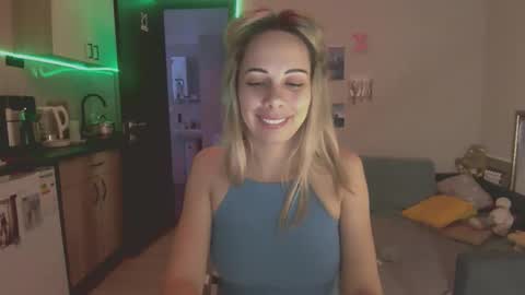 lady_smile69 online show from September 21, 4:08 pm