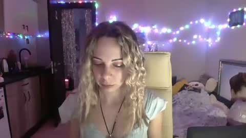 lady_smile69 online show from January 17, 2:27 am