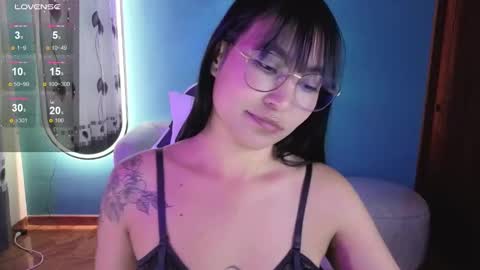 Lady Violet Bridgerton online show from September 23, 9:51 pm