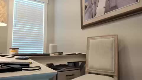 Ladybabs online show from October 14, 6:20 pm