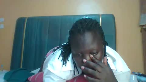 lindah32 online show from March 21, 6:55 pm