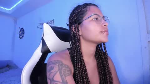  Lady  online show from February 11, 3:29 am