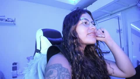  Lady  online show from April 7, 2:34 am