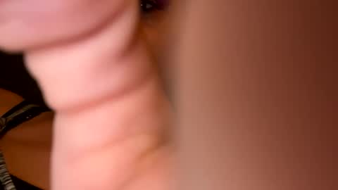 Snapshot of ladybug9097 chatting on March 1, 2:48 am RockStar Couple online show from March 1, 2:48 am