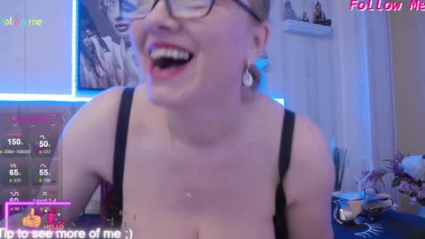  Lady Jeen    Back on Sunday 8th of December online show from January 20, 7:46 pm