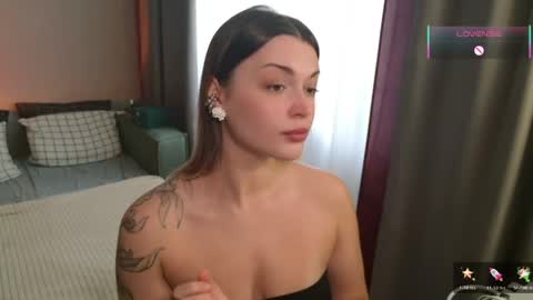 ladylancaster online show from April 26, 12:14 pm