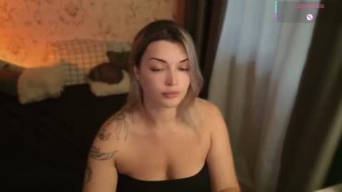 ladylancaster online show from August 1, 4:50 pm
