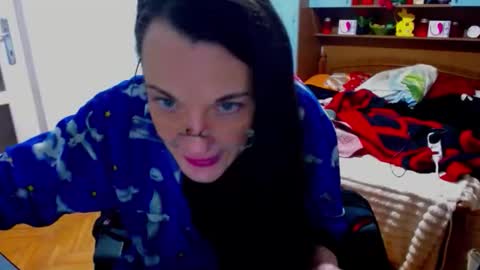 LadyLHoty online show from April 22, 9:49 pm