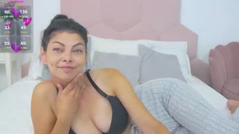 Snapshot of ladyliia chatting on July 20, 4:05 am Lia online show from July 20, 4:05 am