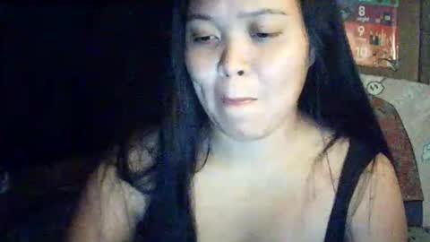 Snapshot of ladylyn177xx chatting on December 3, 7:16 am ladylyn177xx online show from December 3, 7:16 am