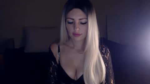 Monika online show from December 28, 1:59 pm