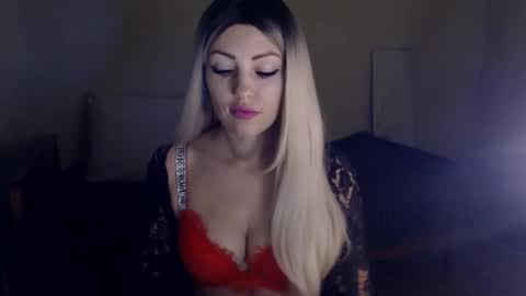 Monika online show from January 18, 2:12 pm