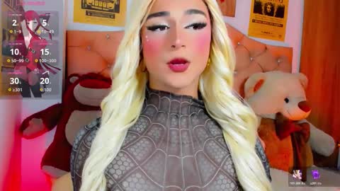 Snapshot of ladynoah chatting on January 11, 11:10 pm Noah Smith online show from January 11, 11:10 pm