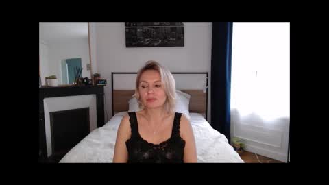 ladysexyx online show from March 9, 3:38 pm