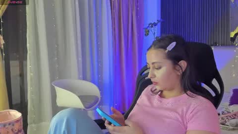 Snapshot of ladysweetts chatting on June 21, 3:53 am Lady online show from June 21, 3:53 am