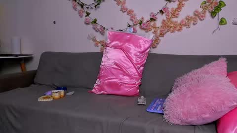 LadyTrep online show from April 16, 7:58 pm