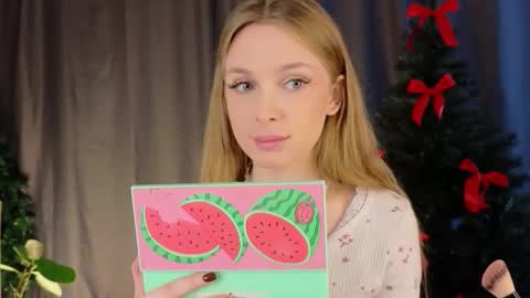 Lilia online show from December 4, 6:23 am