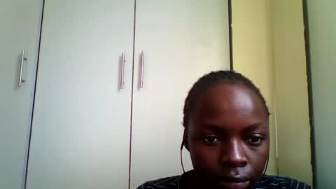 Snapshot of lafille339783 chatting on March 14, 2:11 pm lafille339783 online show from March 14, 2:11 pm