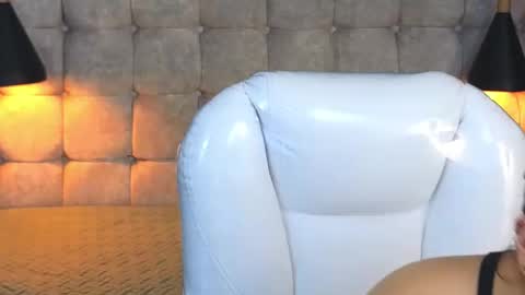 Snapshot of laia_and_aloby chatting on September 17, 10:44 pm online show from September 17, 10:44 pm